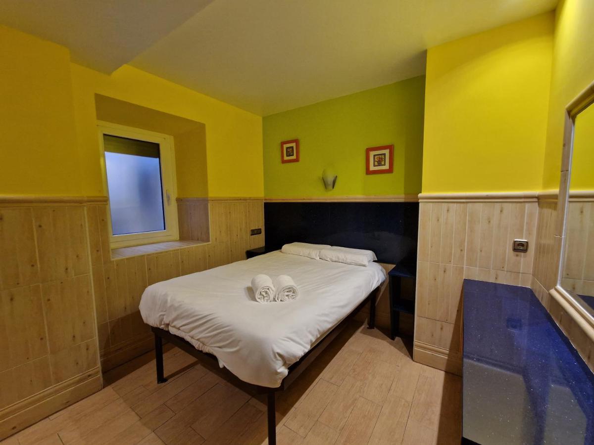 Pension Izar Bat Guesthouse San Sebastián Zewnętrze zdjęcie