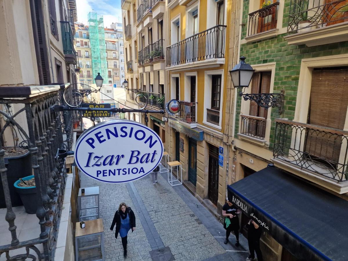 Pension Izar Bat Guesthouse San Sebastián Zewnętrze zdjęcie